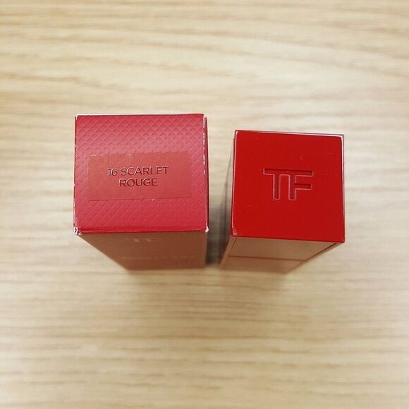 TOM FORD Matte Lipstick Shade 16 Scarlet Rouge Love Collection - Picture 3 of 5